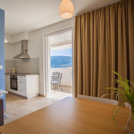 Ferienwohnung Apartman Pinja Cres Exterior foto